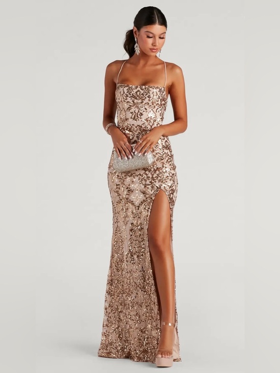 Windsor Dresses & Skirts - Windsor Rose Gold Sequin Spaghetti-Strap Prom Gown